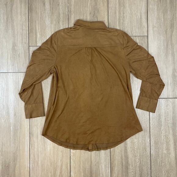 Chico’s 1 (M) Tan Faux Suede Button Down Shirt Blouse Stretch Soft Long Sleeve - Picture 2 of 7